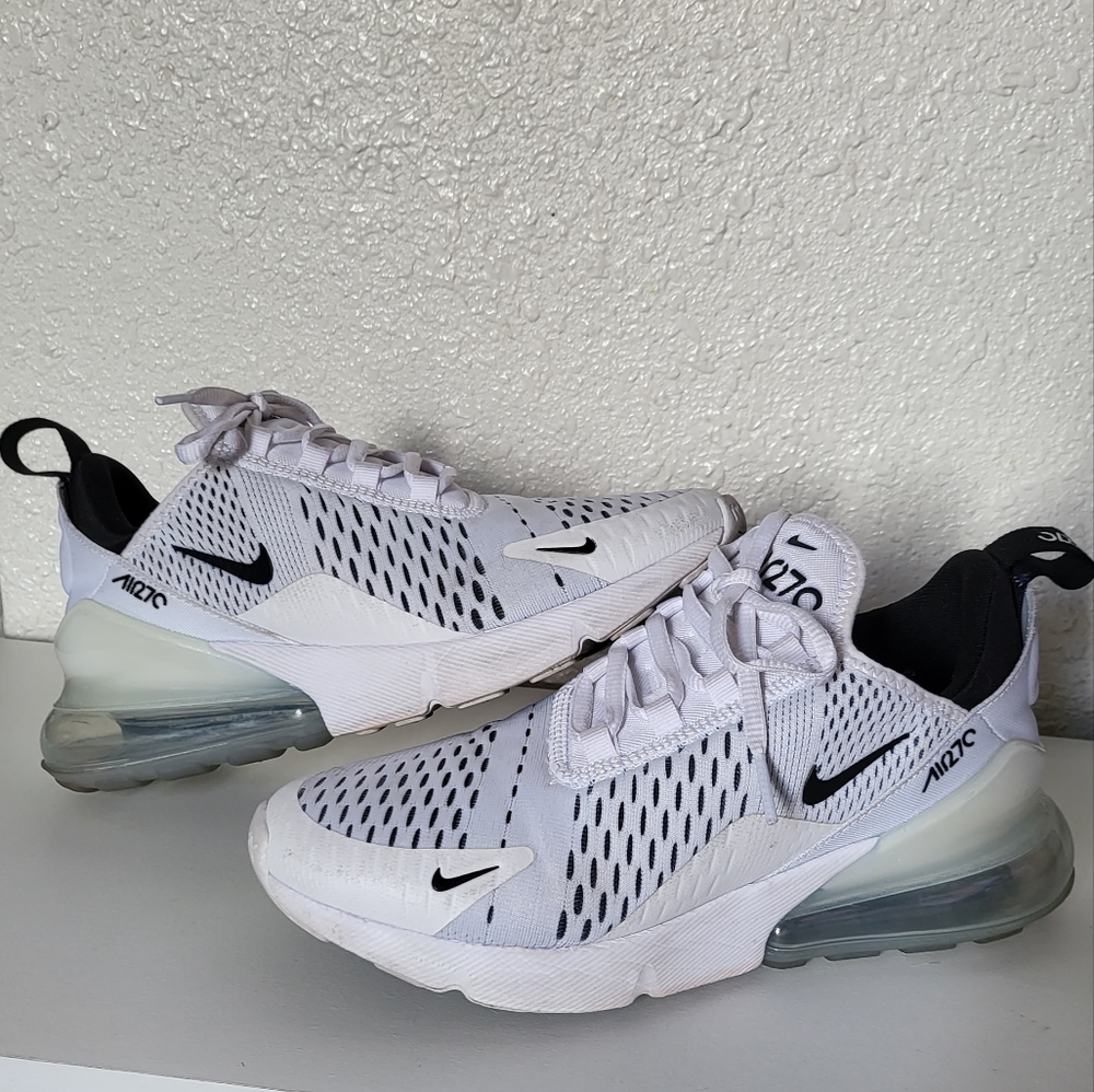 Nike Air Max 270